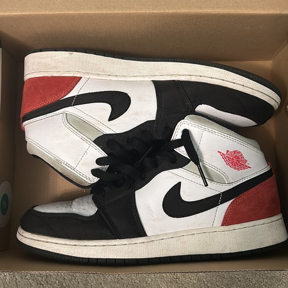 jordan 1 mid - Picture 2 of 7